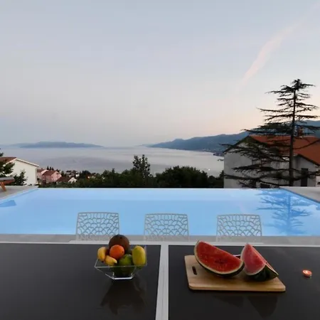 Ferienhaus In Rubesi Mit Privatem Pool Und Meerblick Ferienhaus