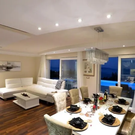 Ferienhaus Ferienhaus In Rubesi Mit Privatem Pool Und Meerblick